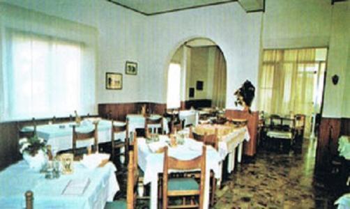 Albergo Villa-Brandi --- Pensione Completa --- 贝拉里亚-伊贾马里纳 外观 照片